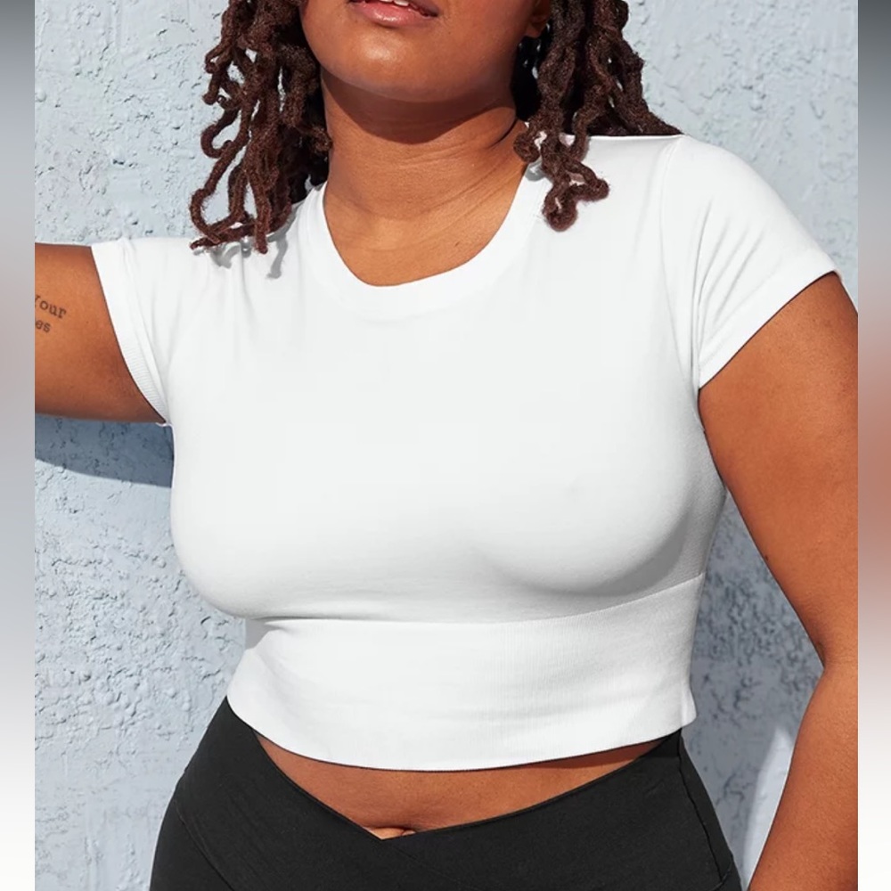 OFFLINE By Aerie Sidewalk Seamless Cropped T-Shirt